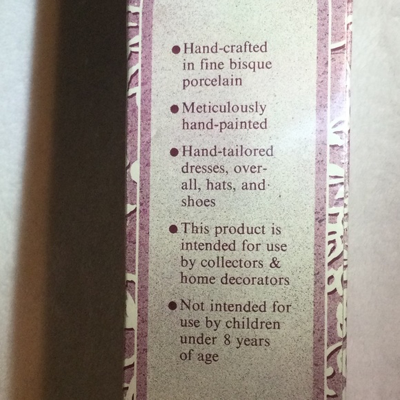 Vintage Hermitage Mint Collectible Porcelian Doll, Lisa, teachers pet” - Picture 9 of 11